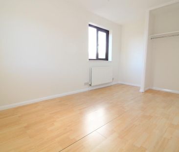 1 bedroom semi-detached house to rent - Photo 3