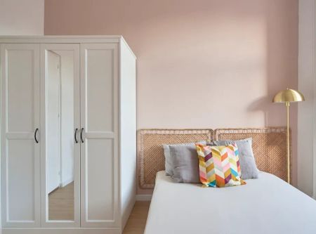 Largo Vitorino Damásio, Lisbon, Lisbon 1200-872 - Photo 3