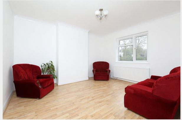 2 Bed Maisonette, Western Court, N3 - Photo 1