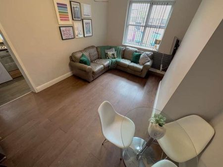 Sheil Road ( Beds), L6 - Photo 4