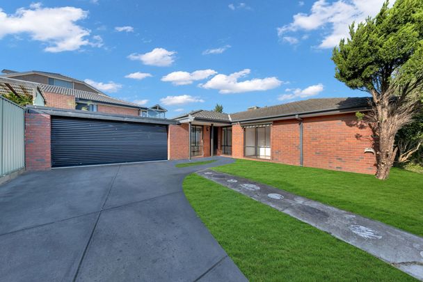 4 Redwood Close, 3048, Meadow Heights Vic - Photo 1