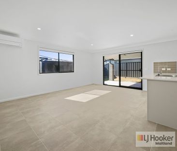 "Neat and Tidy Property" - Photo 2