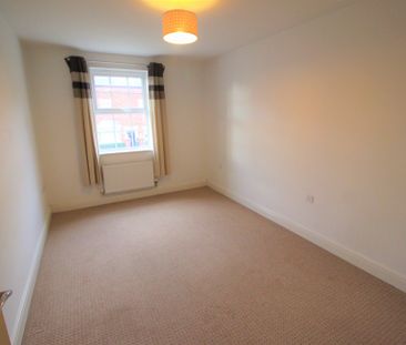 Clement Road, Fulwood - Photo 4