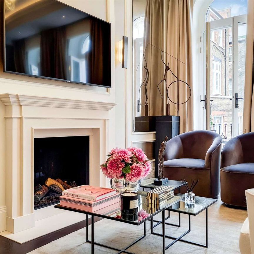 A luxury two bedroom apartment providing lateral living - Photo 1