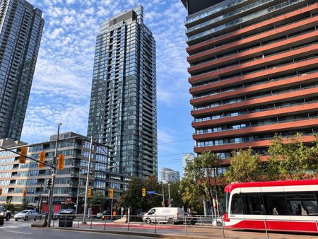 For Lease - 15 Fort York Boulevard Unit# 2812, Toronto, Ontario - Photo 2