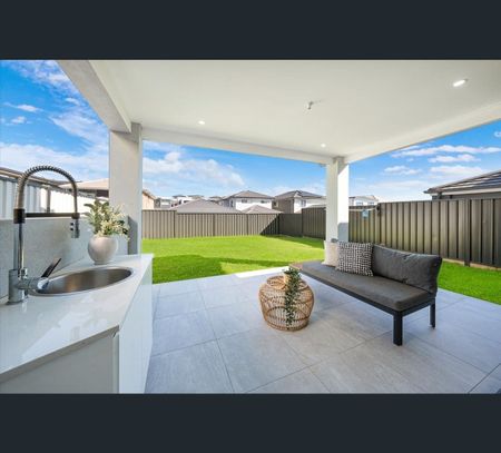8 Gemini Street, Box Hill, NSW 2765 - Photo 5