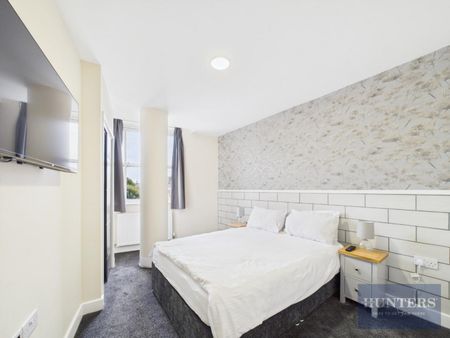 1 bedroom Flat To Let - Photo 4