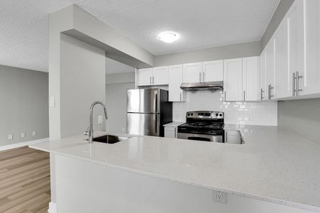 2935 Richmond Road, Ottawa, ON - Photo 4