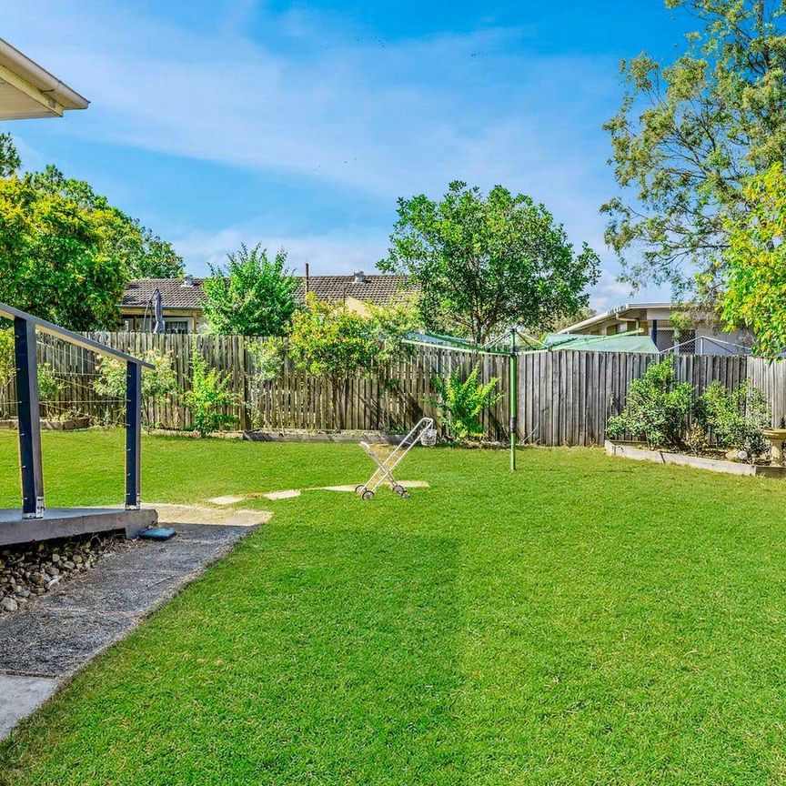 17 Overell Cresent, Riverview - Photo 1