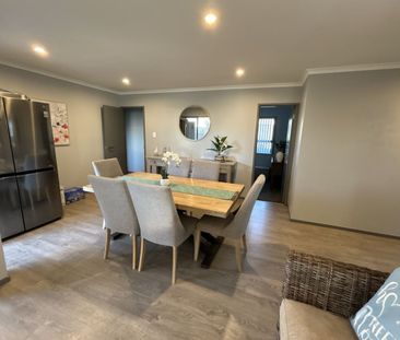 Pukekohe, 51 Green Lane - Photo 3