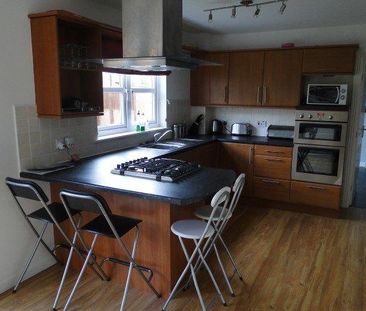 4 bedroom detached house to rent - Photo 5