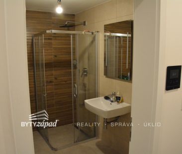 Pronájem bytu 2+kk 68 m² - Photo 3