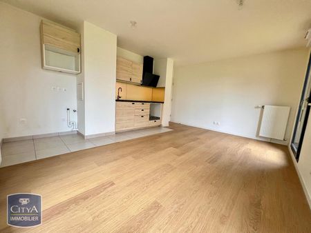 Location Appartement 2 pièces 43m² LE MESNIL ST DENIS 78320 - Photo 3