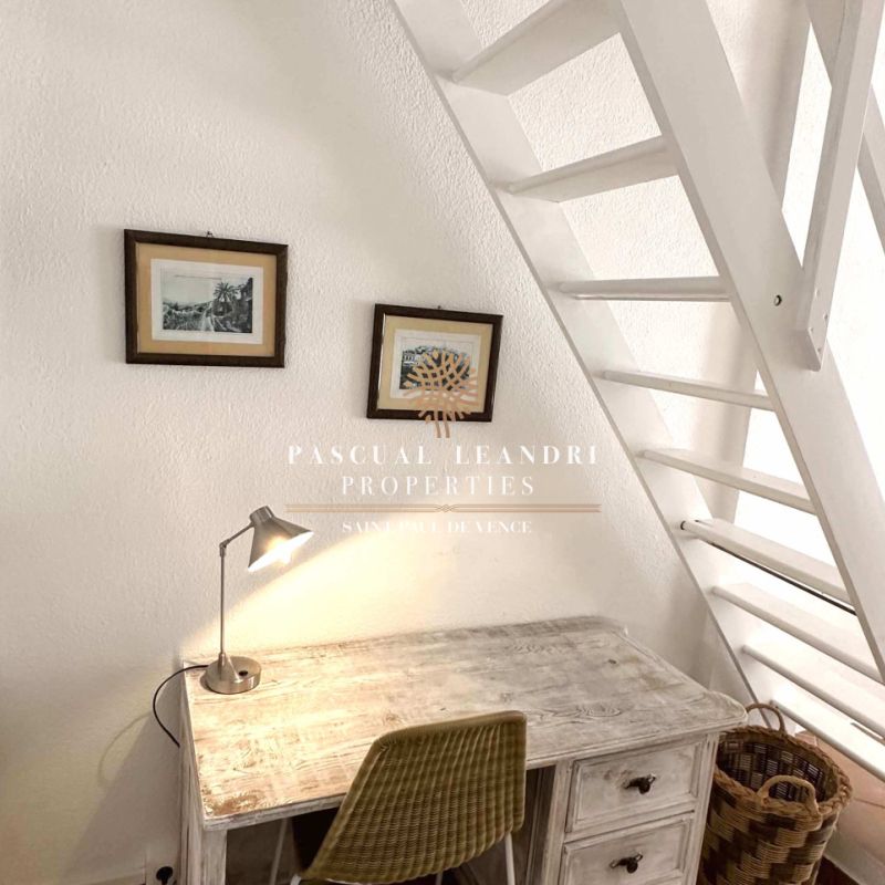 SAINT PAUL DE VENCE - LOCATION DUPLEX 50 M2 MEUBLE - 890 EUR - Photo 1