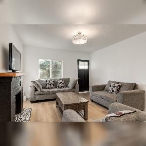 3 Bed 1 Bath Upper Suite Mount Pleasant Calgary - Photo 3