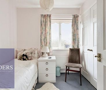 4 bedroom detached house to rent - Photo 4