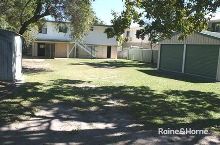 38 Arthur Street, Mount Pleasant, QLD 4740 - Photo 4