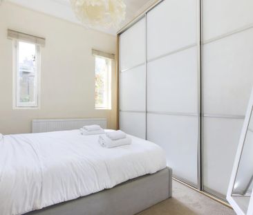 2 bedroom flat to rent - Photo 3