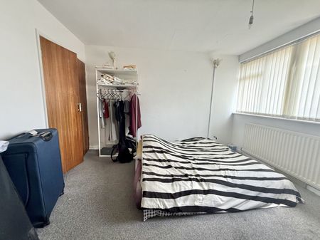 Coventry Road, Exhall, Coventry - - Photo 2