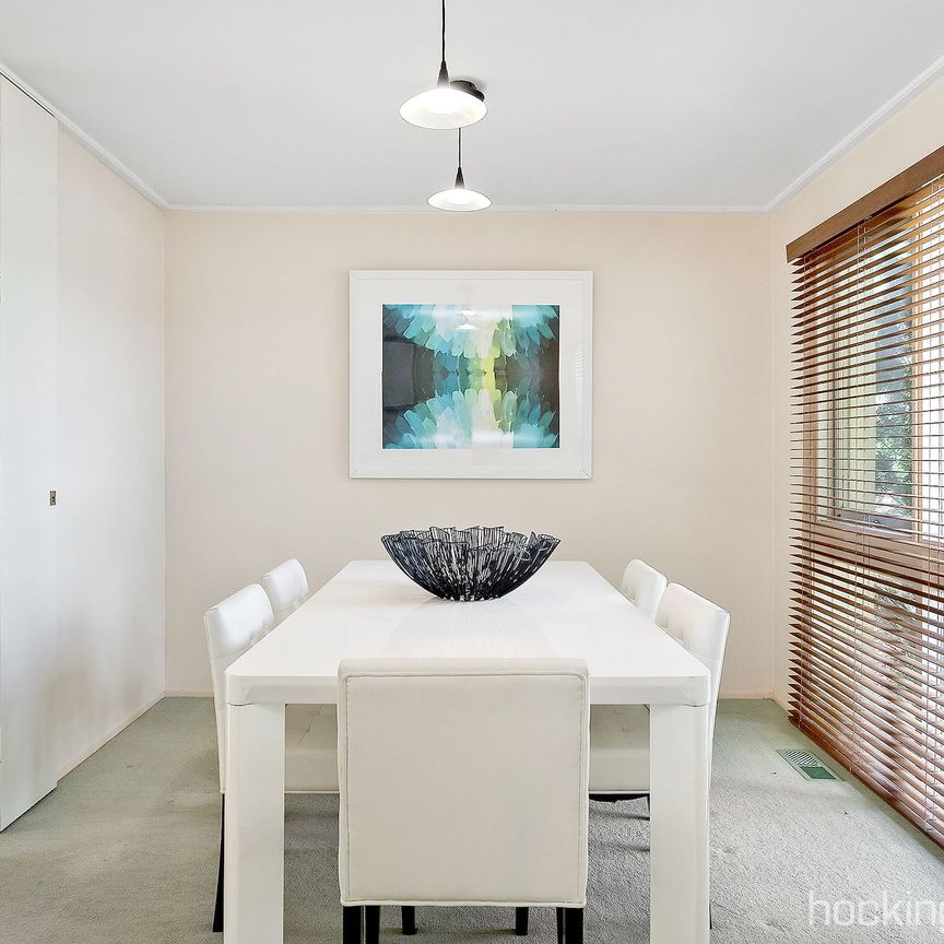 7 Nareen Court, Burwood East. - Photo 1