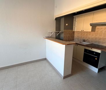 Location Appartement 2 pièces 39m² TARARE 69170 - Photo 2