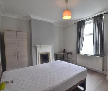 5 bedroom terraced house to rent - Photo 1