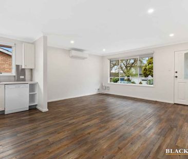 Family Home With Utilities Included - Photo 3