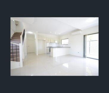 12/61 Irrigation Rd, South Wentworthville, NSW 2145 - Photo 2