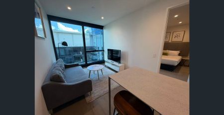 FULLY FURNSIHED ONE BEDROOM ONE BATHROOM APARTMENT LOCATED IN AUSTRALIA 108 - SOUTHBANK - Photo 2