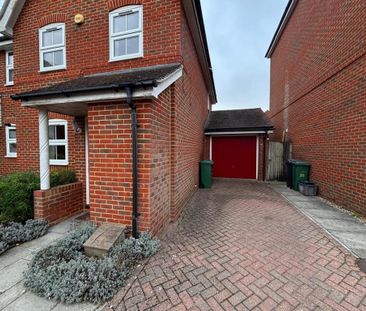 3 bedroom semi-detached house to rent - Photo 1