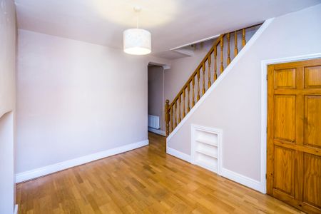 2 bedroom mid-terrace to rent William Street, CH2 - Photo 5