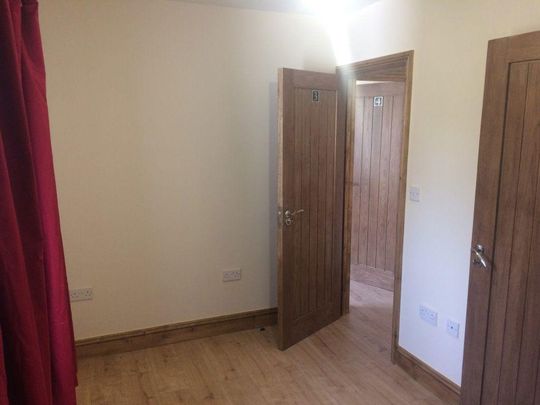 5 bedroom house to rent - Photo 1