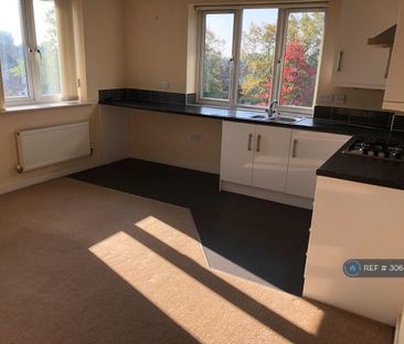 2 bedroom flat to rent - Photo 3