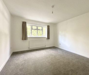 3 bedroom detached house to rent - Photo 3