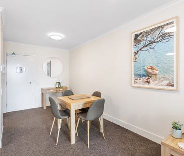 Stylish 1 bedroom Apartment in Neptune Resort Broadbeach - Photo 5