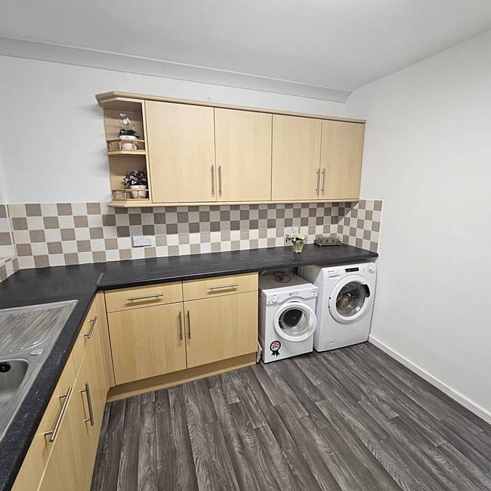 Flat 4 Hilltop Court, Brooklands Road, Crumpsall - Photo 1