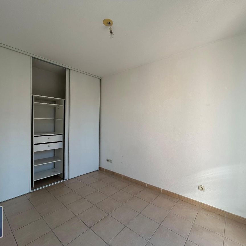 Location Appartement 2 pièces 37m² VILLENEUVE LES BEZIERS 34420 - Photo 1