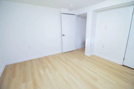 58 Churchill Avenue — 1 Bedroom - Photo 4