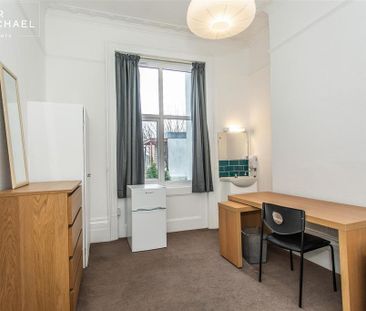 1 bedroom in a house share to rent - Photo 6