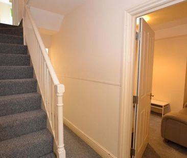 44 Mount Pleasant Road, EX4 7AQ (x4) - Photo 2