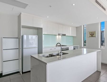 Modern 2-Bedroom Apartment in the Heart of Parramatta - Photo 3