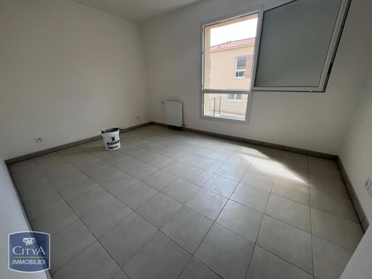 Location Maison 4 pièces 80m² BEDARRIDES 84370 - Photo 1
