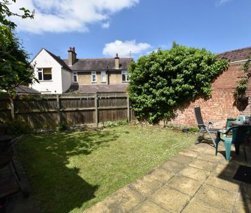 1 bedroom in a house share to rent - Photo 6