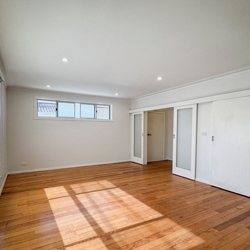Stylishly Renovated Two-Bedroom Residence with Exclusive Street Frontage - Photo 1
