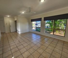 Freshly updated 4 bedroom Home - Photo 3
