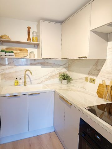 1 Bed Flat, Forest Court, N12 - Photo 3