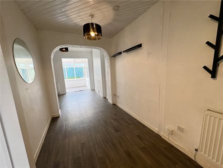 Tinningham Close, 15, Manchester, M11 1NB, Greater Manchester - Photo 5