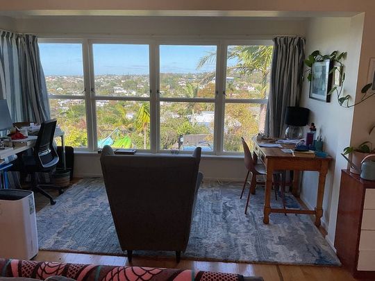 Rangi Zone with Sea View House - Photo 1