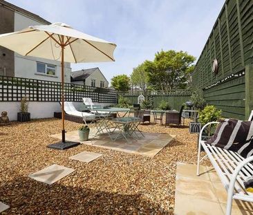 The Limes, Cowbridge, Vale Of Glamorgan, CF71 - Photo 5