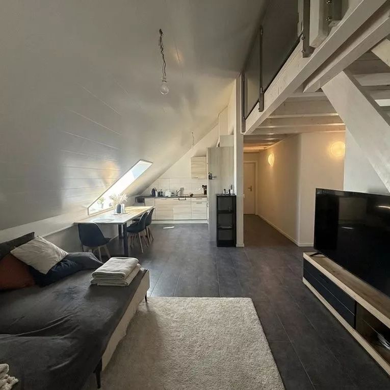 Spacieux 2.5 pièces en duplex au dernier étage - Photo 1